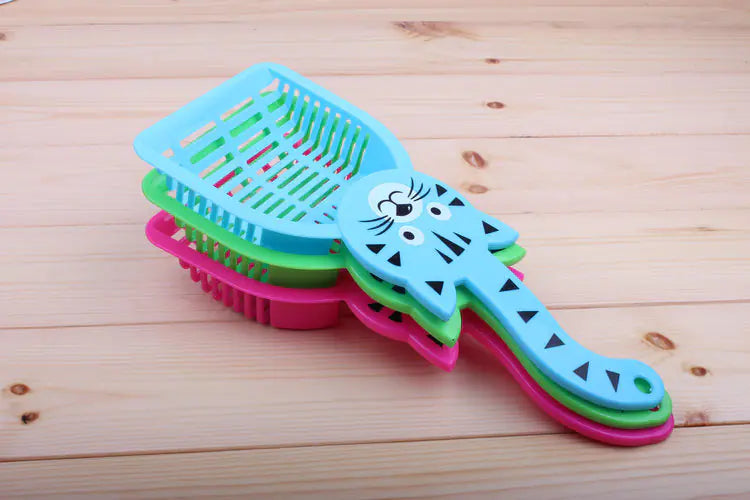 Durable plastic litter scoop, approx. 11 ⅜″ × 5″ with hanging hole